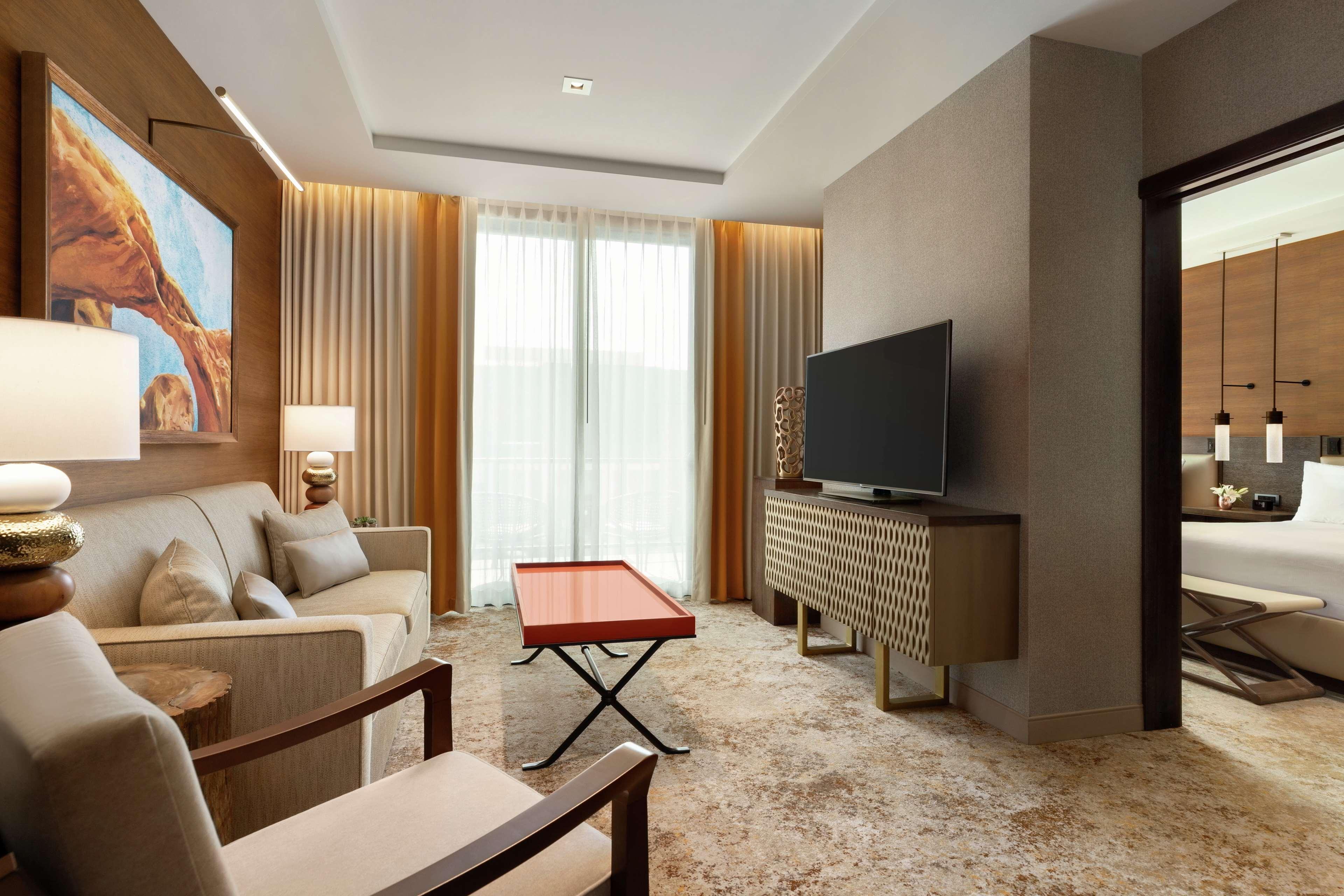 Hoodoo Moab, Curio Collection By Hilton Hotel Bagian luar foto