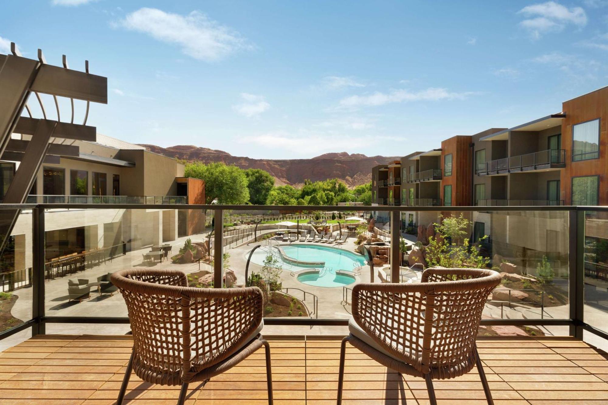 Hoodoo Moab, Curio Collection By Hilton Hotel Bagian luar foto